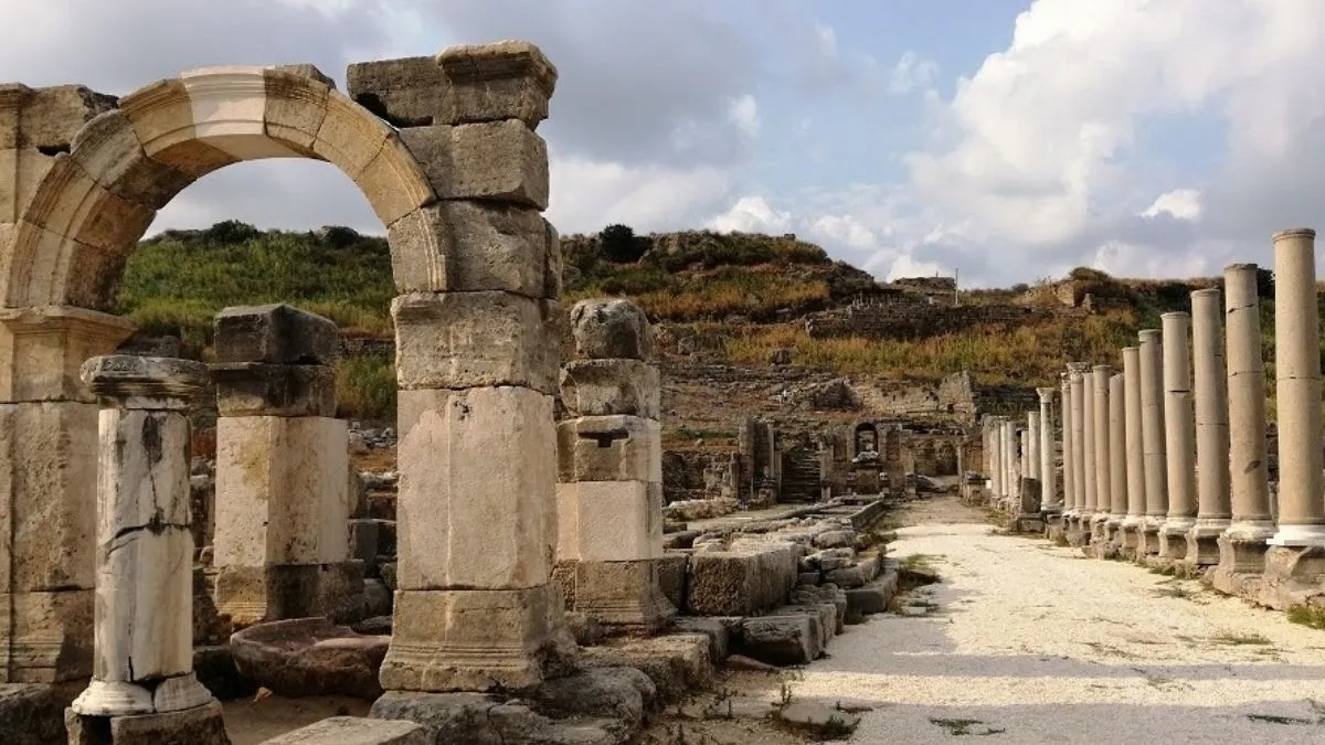 Perge Antik Kenti